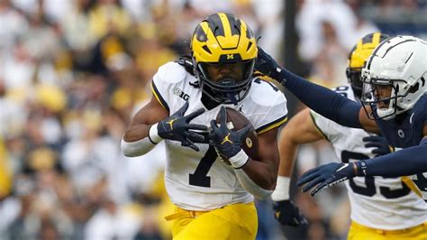 Michigan vs. Fresno State score prediction by expert football model.